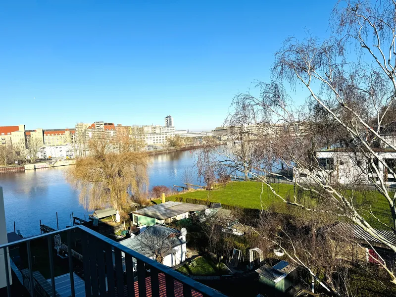 Stilvoll wohnen am Wasser – gemütliche 2-Raum-Wohnung mit Balkon und Wasserblick! — photo 1